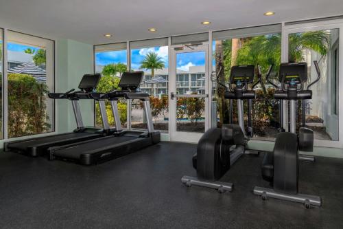 Fitness centrum a/nebo fitness zařízení v ubytování Renaissance Orlando Resort - Disney Springs Area