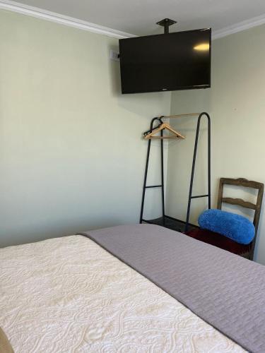 TV a/nebo společenská místnost v ubytování La Playita Lodge