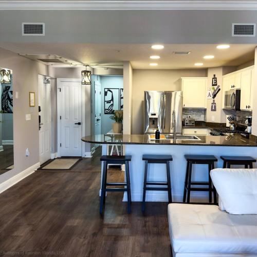 Themed Luxury Apartment With Pools and Jacuzzi photo 13
