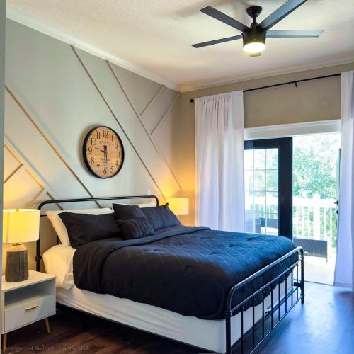 Themed Luxury Apartment With Pools and Jacuzzi photo 9