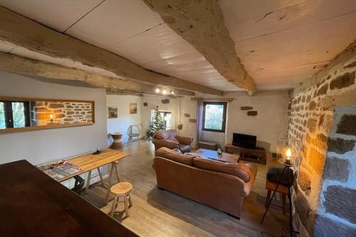 Photo de la galerie de l'établissement Warm cottage in Corrèze-formerly TUI Ferienhaus, à Louignac