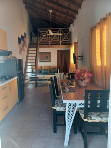 Tropical Doña Mayra apartahotel