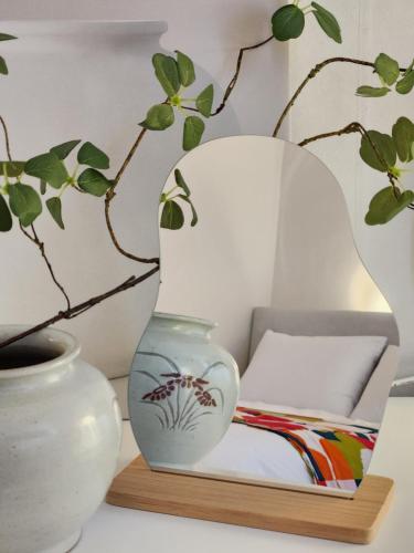 Dohwa Stay - New Open AREX, 3mins to Gongdeok Station的休息区
