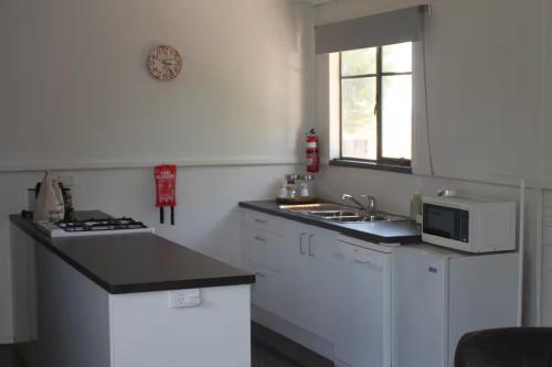 Η κουζίνα ή μικρή κουζίνα στο The Old School House BnB