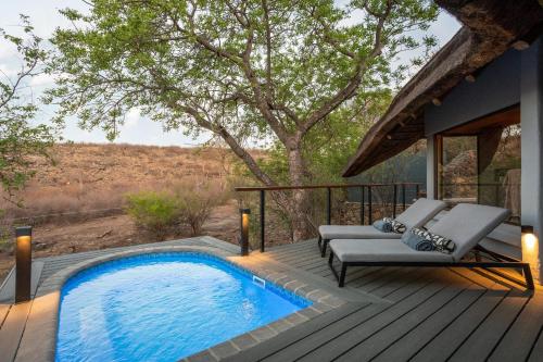 Bazén v ubytování Tuningi Safari Lodge nebo v jeho okolí