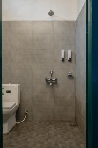 Un baño de Urban Hills by Clustercloud