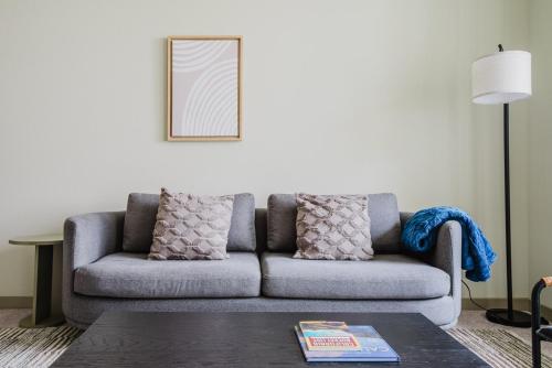 Ảnh trong thư viện ảnh của Blueground Dublin pool AC nr museums SFO-1781 ở San Francisco