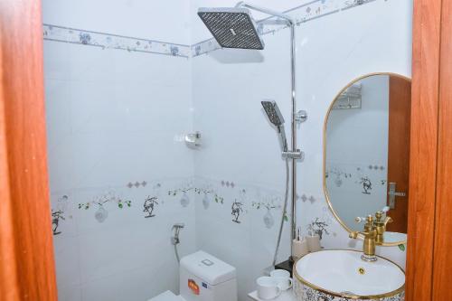 Ένα μπάνιο στο Phượng Hoàng hotel