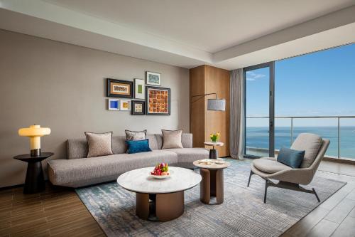 Posezení v ubytování Crowne Plaza Sanya Yazhou Bay by IHG