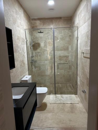 Ένα μπάνιο στο Wentworth Place Cantonments