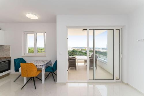 Deluxe Apartment Rita 3