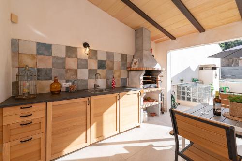 Villa Pare Vives 77 by Sealand Villas