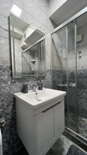 Kupatilo u objektu UrbanStar rent
