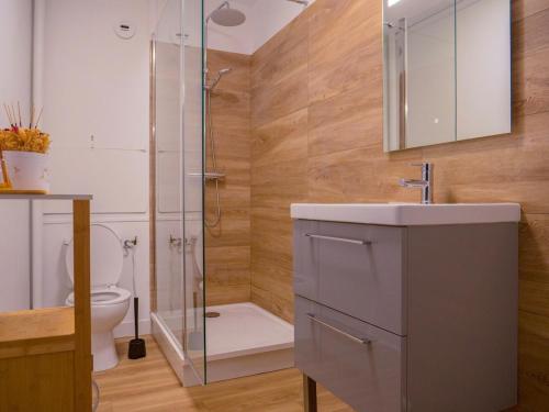 Koupelna v ubytování Le Panoramik Nancy gare, option parking, balcon