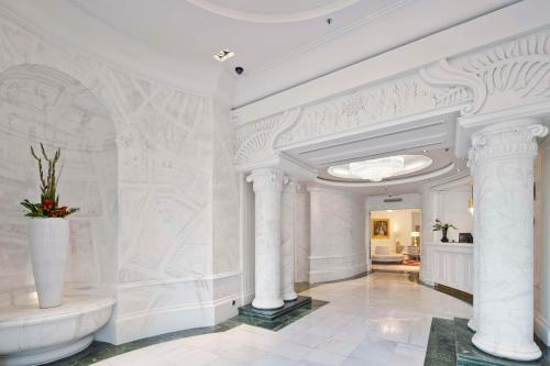 NH Collection Madrid Paseo del Prado photo 42