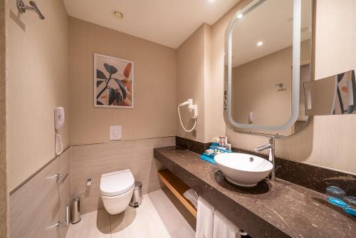 Ванная комната в Liberty Fabay - Ultra All Inclusive