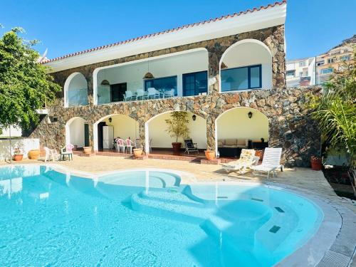 VILLA REX - Sun & Beach