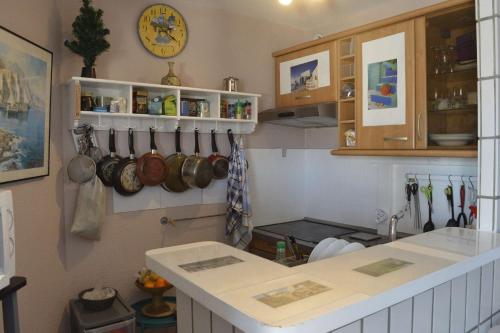 Køkken eller tekøkken på Appt Studio cabine 4 couchages CAP D'AGDE CT005-032