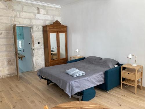 Studio de caractère intra-muros