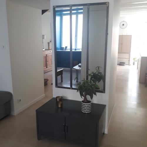 Photo de la galerie de l'établissement Jolie Maison au bord de la rivière, à Vivonne