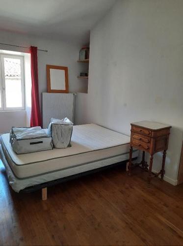 Photo de la galerie de l'établissement Jolie Maison au bord de la rivière, à Vivonne