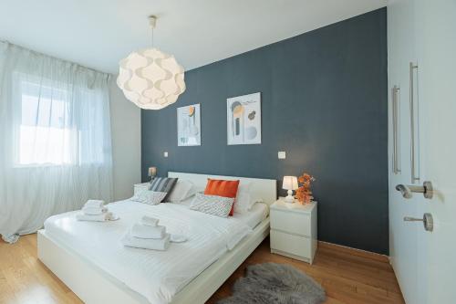 Golden Tulip Apartment