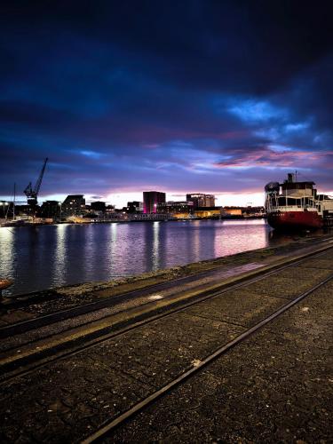 Grand appartement 2 chambres avec terrasse