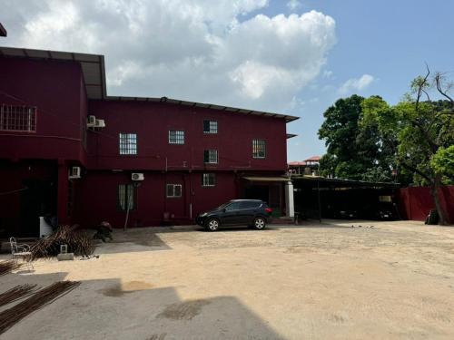 Budova, kde se aparthotel nachází