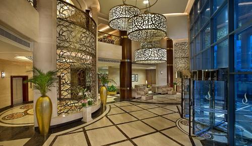 Фотография из галереи City Seasons Hotel Dubai в Дубае
