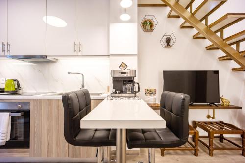 Loft 61 Charming renovated apartment with a loft!
