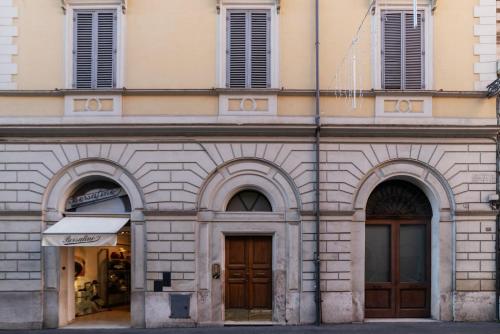 GuestHost - Charming Apartment near Piazza di Spagna