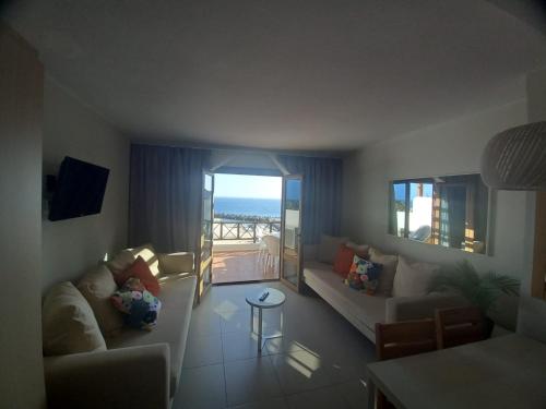 vista lobos flamingo beach