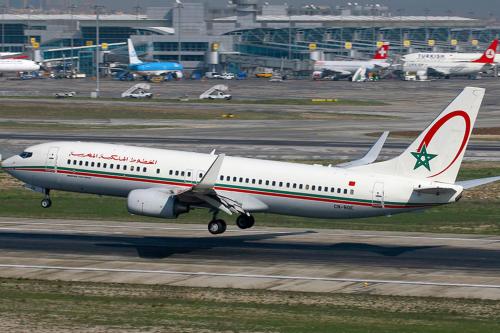 an airplane is taking off from an airport runway at Airport to Comme à la maison 1 in Nouaseur