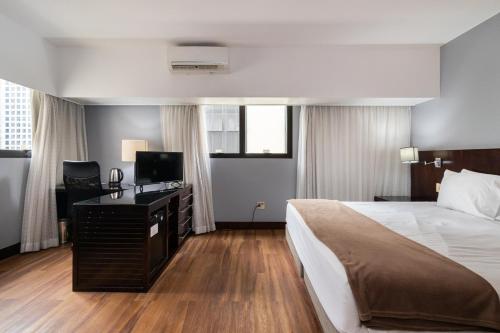 Ένα ή περισσότερα κρεβάτια σε δωμάτιο στο A1 Flats WYM Brooklin