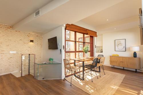 Duplex con Terraza Privada y vistas a la Catedral