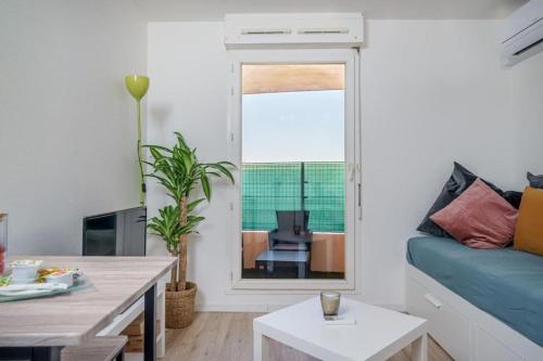 Appartement climatisé avec terrasse tout équipé à 5min de la gare St Charles