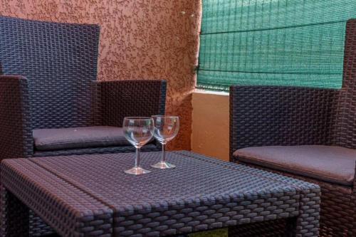 Photo de la galerie de l'établissement Appartement climatisé avec terrasse tout équipé à 5min de la gare St Charles, à Marseille