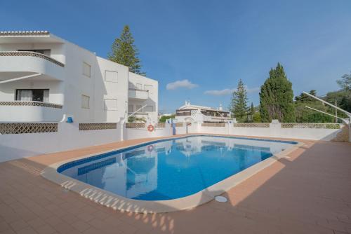 5 bedroom Beach house in Luz, Lagos