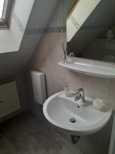 Ένα μπάνιο στο Wohnung Mg