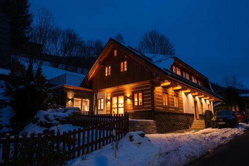 Chalet Livit Horní Maršov - apartmány v nové roubence