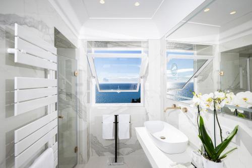 Koupelna v ubytování Gianlica Suites Positano