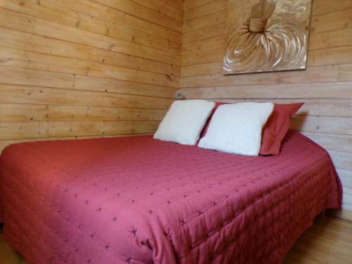 Postel nebo postele na pokoji v ubytování Gîte le Relais de la Cavayere