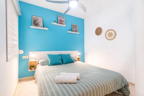 Salou -2HB-4pax -Beach-Sea View-AC-WiFi15
