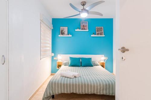 Voodi või voodid majutusasutuse Salou -2HB-4pax -Beach-Sea View-AC-WiFi15 toas