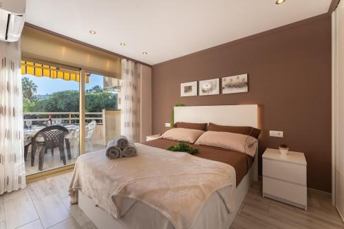 Salou-PrivateParking-Pool-2bed-PortAvntura-AA-WiFi16