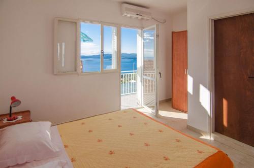 Ένα ή περισσότερα κρεβάτια σε δωμάτιο στο Holiday Home Biserka