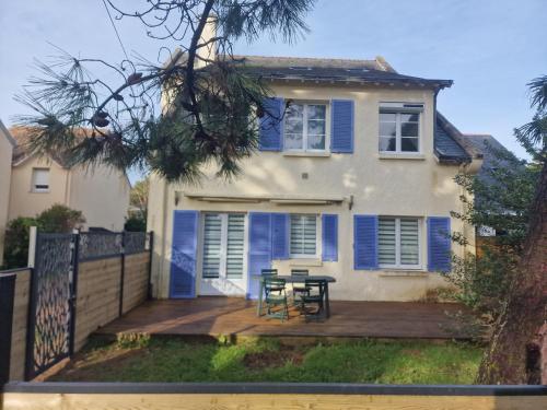 Les Pins grand duplex T5 avec jardin les plages à pied