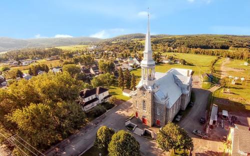 Billede fra billedgalleriet på Comfortable apartment Sainte-Angèle-de-Mérici 80 m² balcony! i Sainte-Angèle