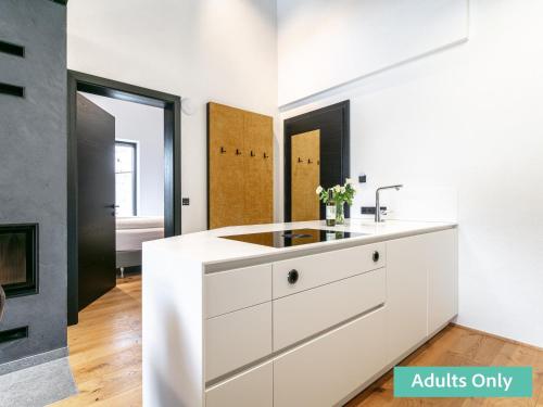Fotografie z fotogalerie ubytování Adult Only Paznaun Suite v destinaci Niederhof
