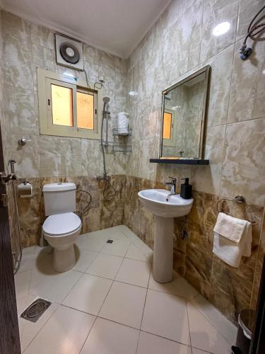 Cozy 2-Bedroom Apartment in Batha Quraish
